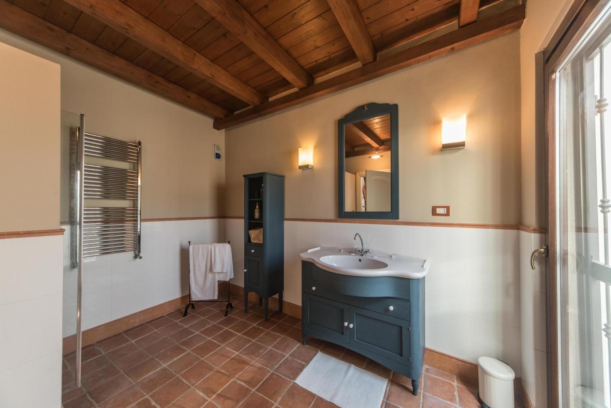 Sui Tetti Di Trani Harbour Suite Exterior photo